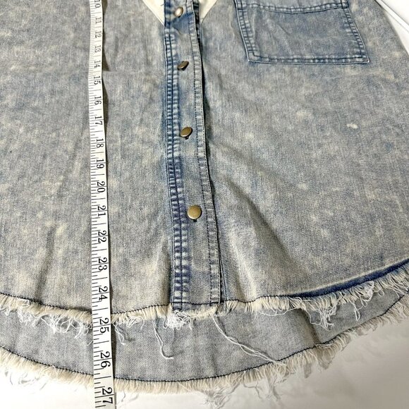 Gilded Intent Chambray Tank - Picture 11 of 11